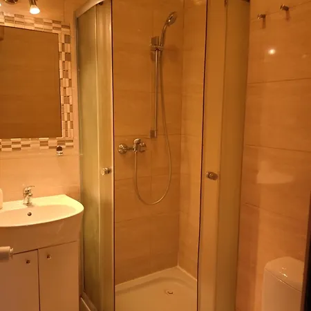 Fabryka Διαμέρισμα Σόποτ