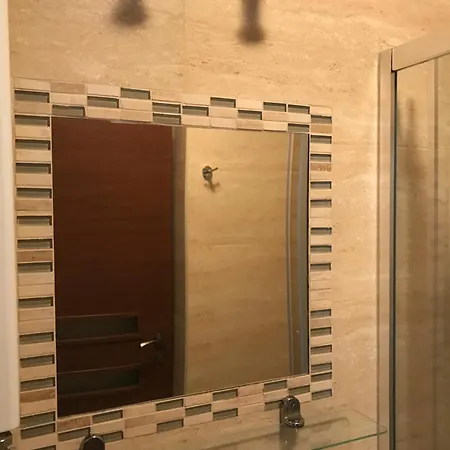 Fabryka Διαμέρισμα Σόποτ