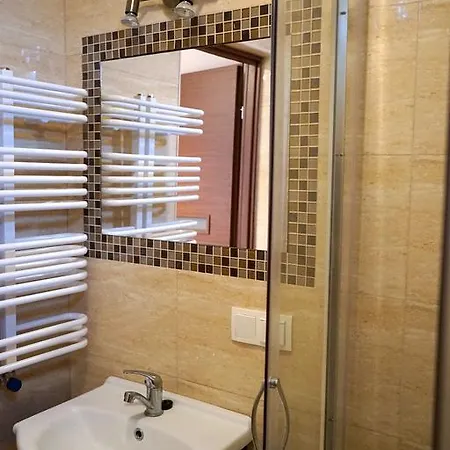 アパート Fabryka