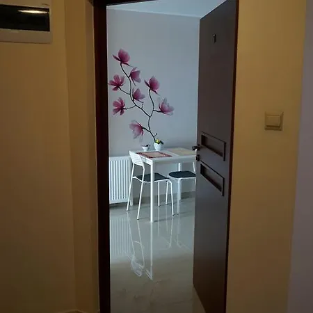 Fabryka Διαμέρισμα *